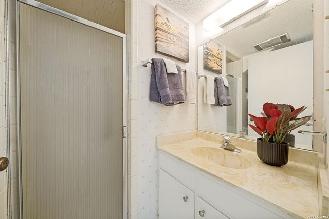 7123 Thrush View Ln Apt 14, San Antonio, TX 78209