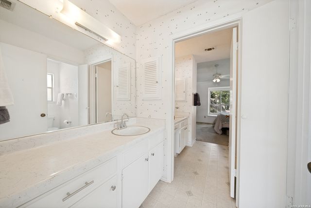 7123 Thrush View Ln Apt 14, San Antonio, TX 78209