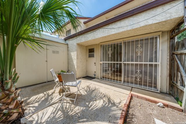 7123 Thrush View Ln Apt 14, San Antonio, TX 78209