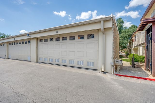 7123 Thrush View Ln Apt 14, San Antonio, TX 78209