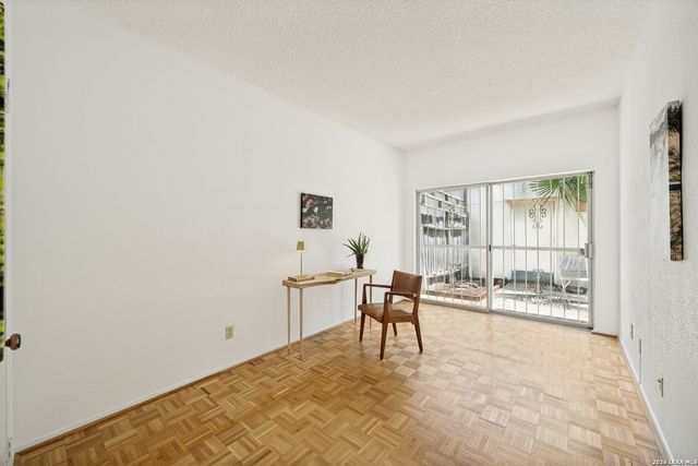 7123 Thrush View Ln Apt 14, San Antonio, TX 78209