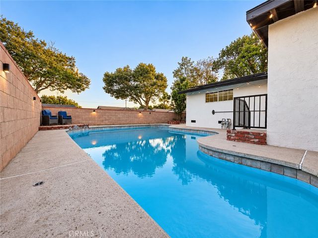 554 W Verness Street, Covina, CA 91723