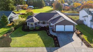 1172 Edgewater Lane, Lynden, WA 98264