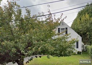 23 Franklin Avenue, Montclair, NJ 07042