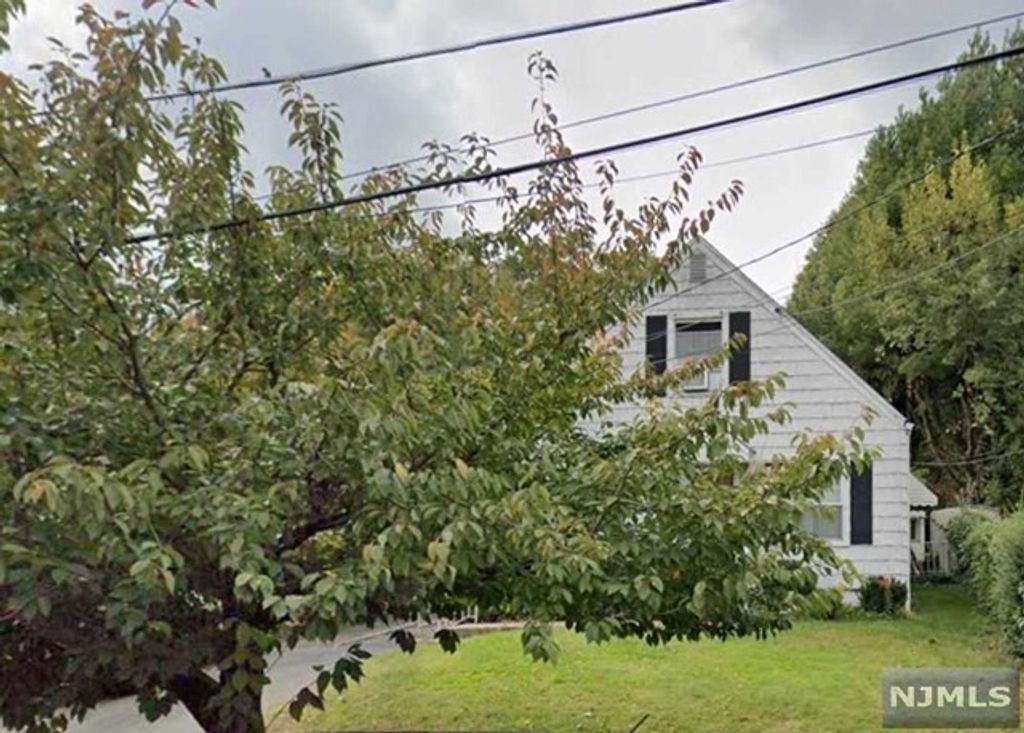 23 Franklin Avenue, Montclair, NJ 07042