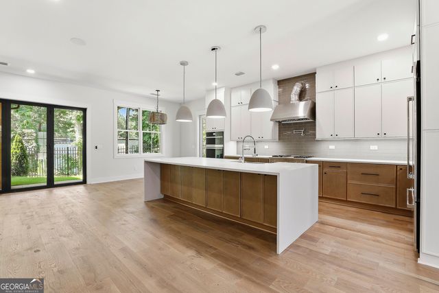 910 Laurel Brooke Avenue, Peachtree City, GA 30269