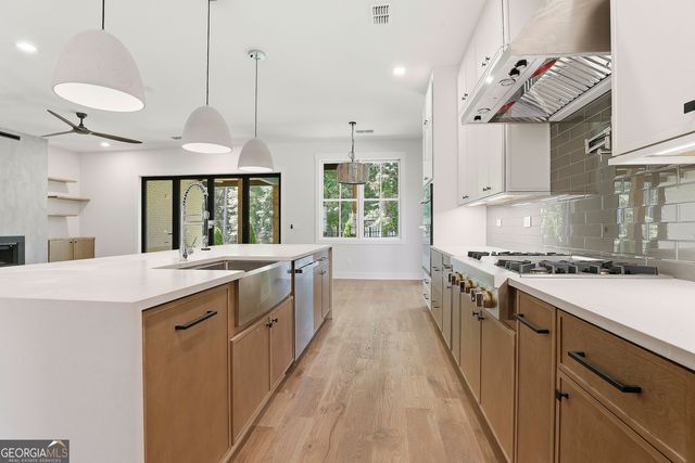 910 Laurel Brooke Avenue, Peachtree City, GA 30269