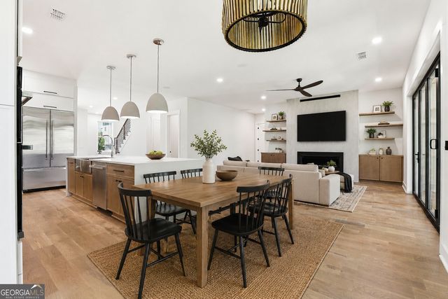910 Laurel Brooke Avenue, Peachtree City, GA 30269