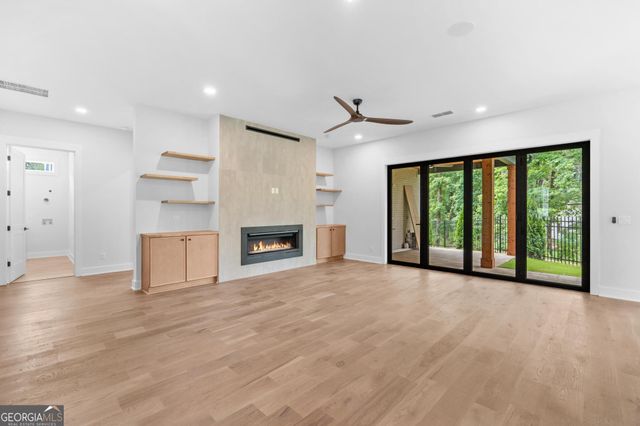 910 Laurel Brooke Avenue, Peachtree City, GA 30269