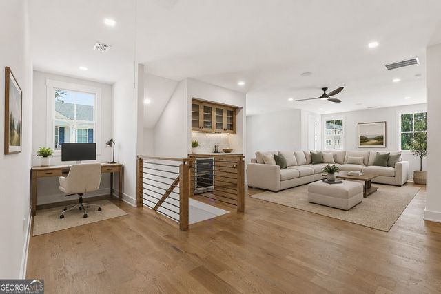 910 Laurel Brooke Avenue, Peachtree City, GA 30269