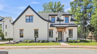 910 Laurel Brooke Avenue, Peachtree City, GA 30269