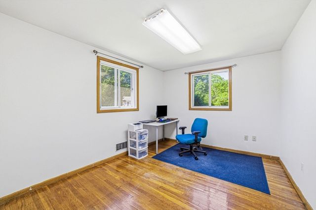 14 Clearview Dr, Framingham, MA 01701