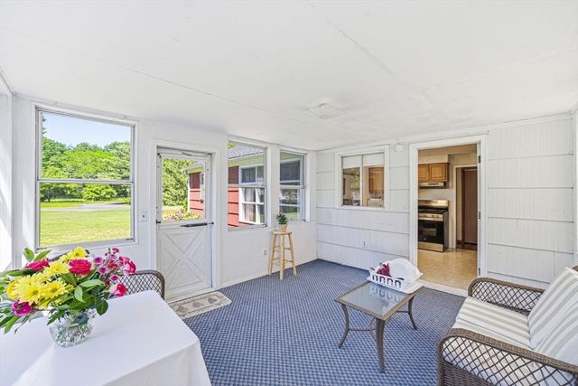 14 Clearview Dr, Framingham, MA 01701