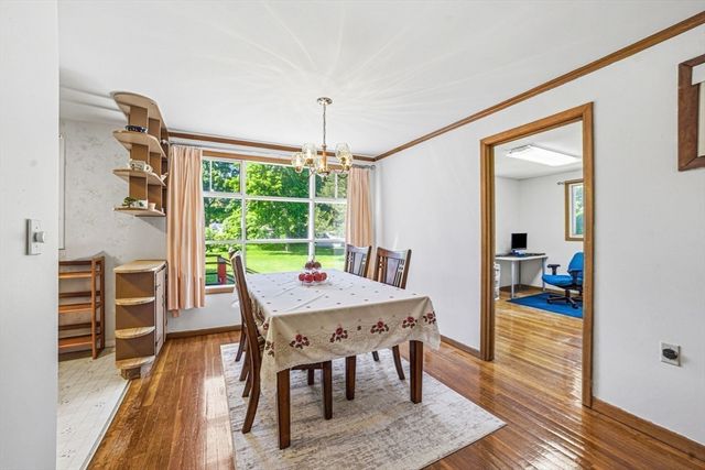 14 Clearview Dr, Framingham, MA 01701
