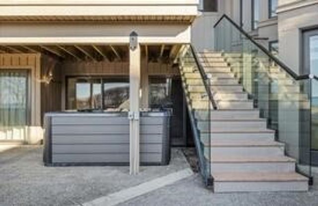 51007 Lake Park Drive, New Buffalo, MI 49117