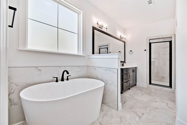 17 Roxburgh Lane, Bella Vista, AR 72715