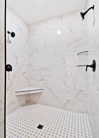 17 Roxburgh Lane, Bella Vista, AR 72715