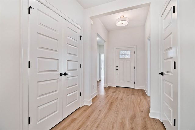 17 Roxburgh Lane, Bella Vista, AR 72715