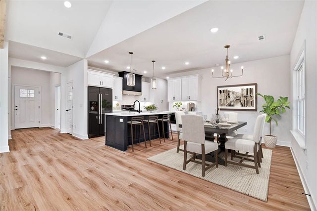 17 Roxburgh Lane, Bella Vista, AR 72715