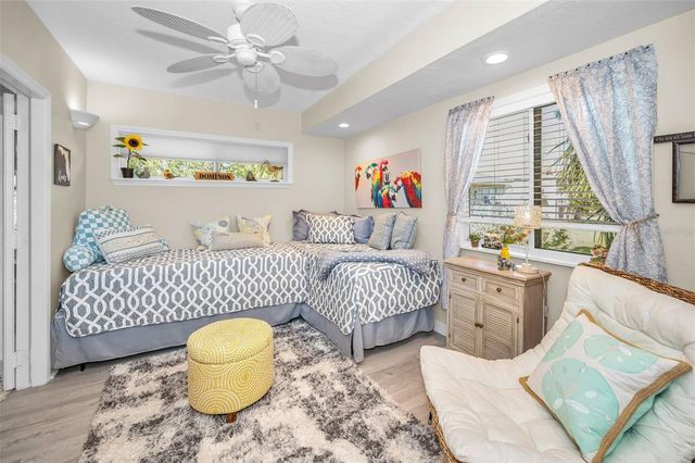 1012 OSPREY COURT, Tarpon Springs, FL 34689