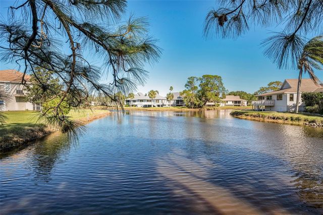 1012 OSPREY COURT, Tarpon Springs, FL 34689