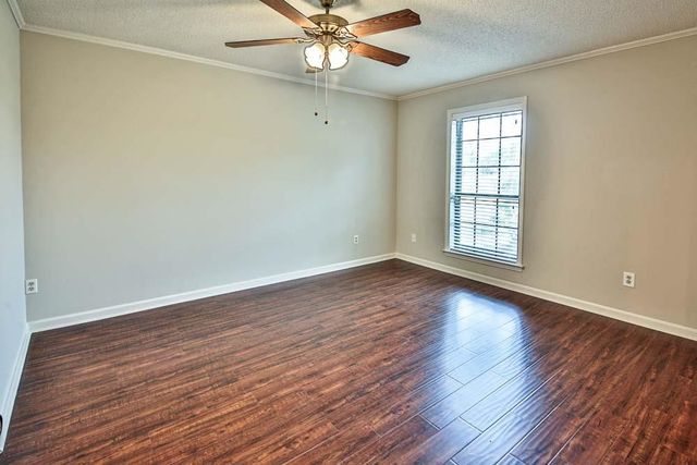 8749 N ABBOTSBURY PL, Memphis, TN 38016