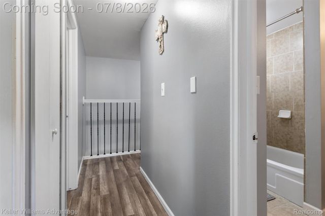 8948 Shawn Drive, Sterling Heights, MI 48312