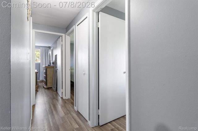 8948 Shawn Drive, Sterling Heights, MI 48312