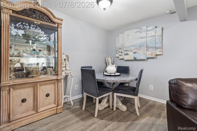 8948 Shawn Drive, Sterling Heights, MI 48312