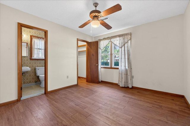 7737 Ovaldale Drive, North Charleston, SC 29418