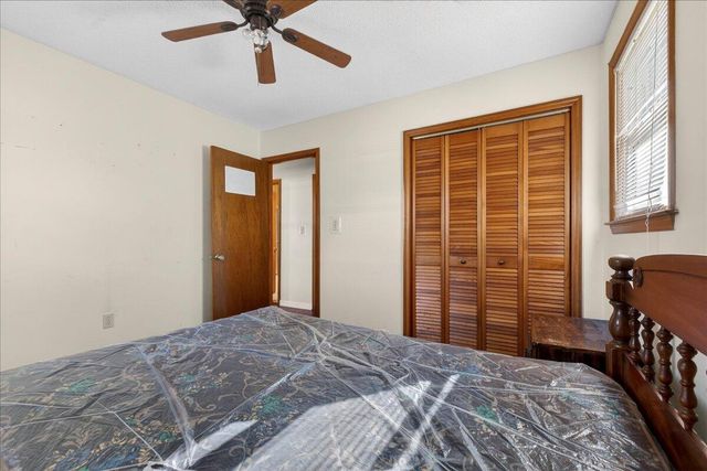 7737 Ovaldale Drive, North Charleston, SC 29418