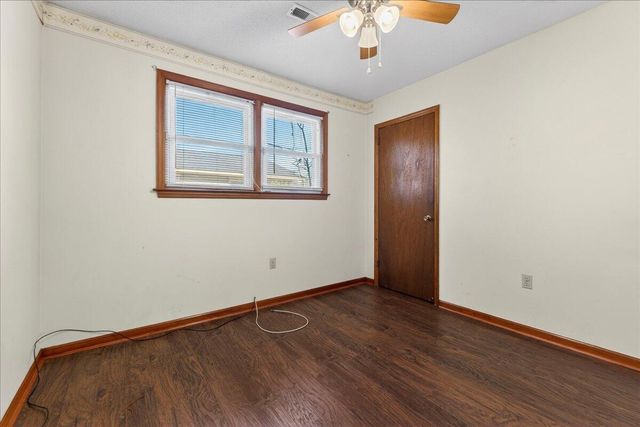 7737 Ovaldale Drive, North Charleston, SC 29418