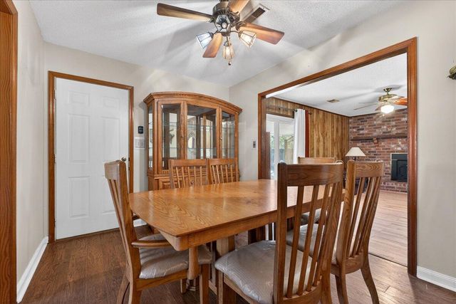 7737 Ovaldale Drive, North Charleston, SC 29418