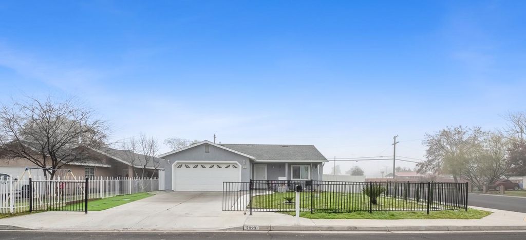 Image 1 of property listing at 2023 Garvey Avenue, Corcoran, CA 93212