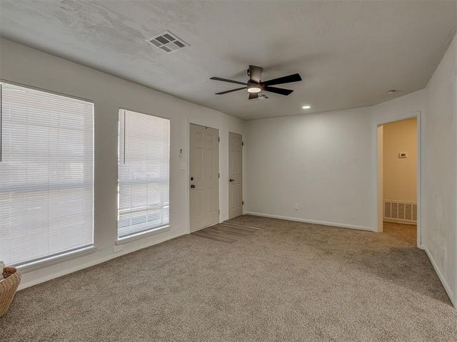 3832 SW 40th Place, Oklahoma City, OK 73119