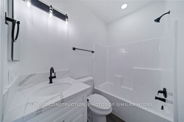 2100 E Thompson Avenue, Kingman, AZ 86409