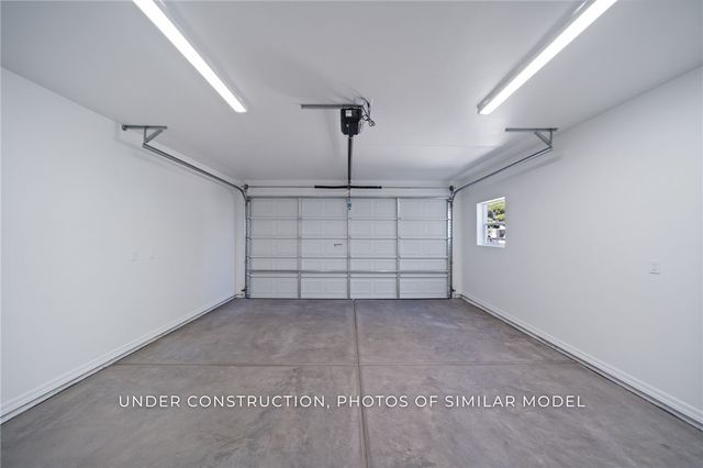 2100 E Thompson Avenue, Kingman, AZ 86409