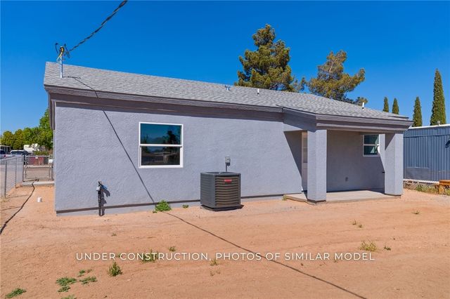 2100 E Thompson Avenue, Kingman, AZ 86409