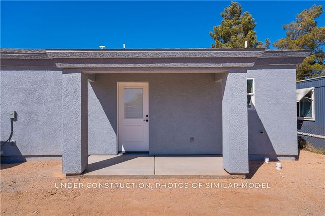 2100 E Thompson Avenue, Kingman, AZ 86409