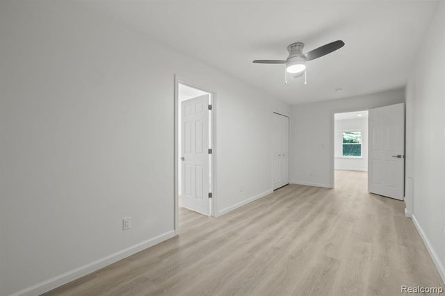 34 Unit 3 Cross Street, Auburn Hills, MI 48326