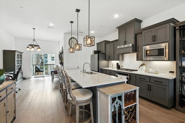 3709 Island Vista Drive, Arlington, TX 76005