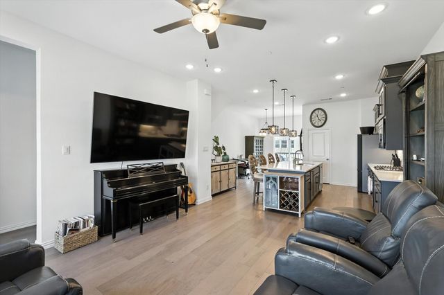 3709 Island Vista Drive, Arlington, TX 76005