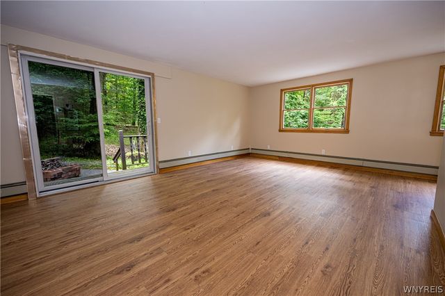6415 Omphalius Road, Boston, NY 14033