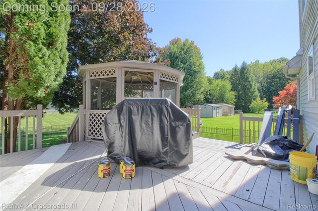 409 Breakwater Court, Belleville, MI 48111