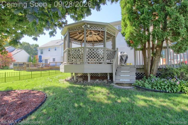 409 Breakwater Court, Belleville, MI 48111