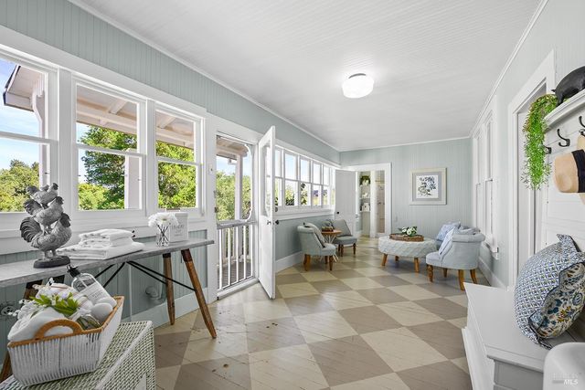 7357 Covey Rd, Forestville, CA 95436