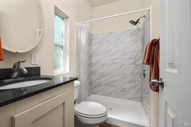 7357 Covey Rd, Forestville, CA 95436