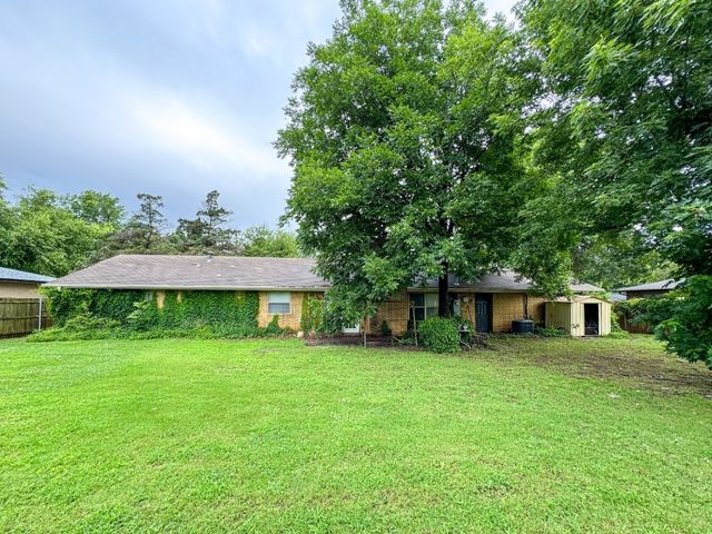 2709 Meadowbrook Drive, Norman, OK 73072