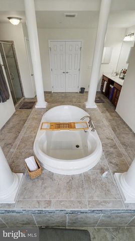 2700 WEARY CREEK CT, Bowie, MD 20716