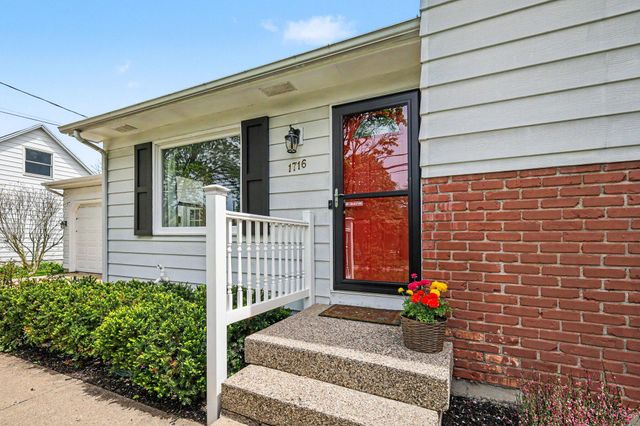 1716 Woodlawn Avenue Se, City Of Grand Rapids, MI 49506